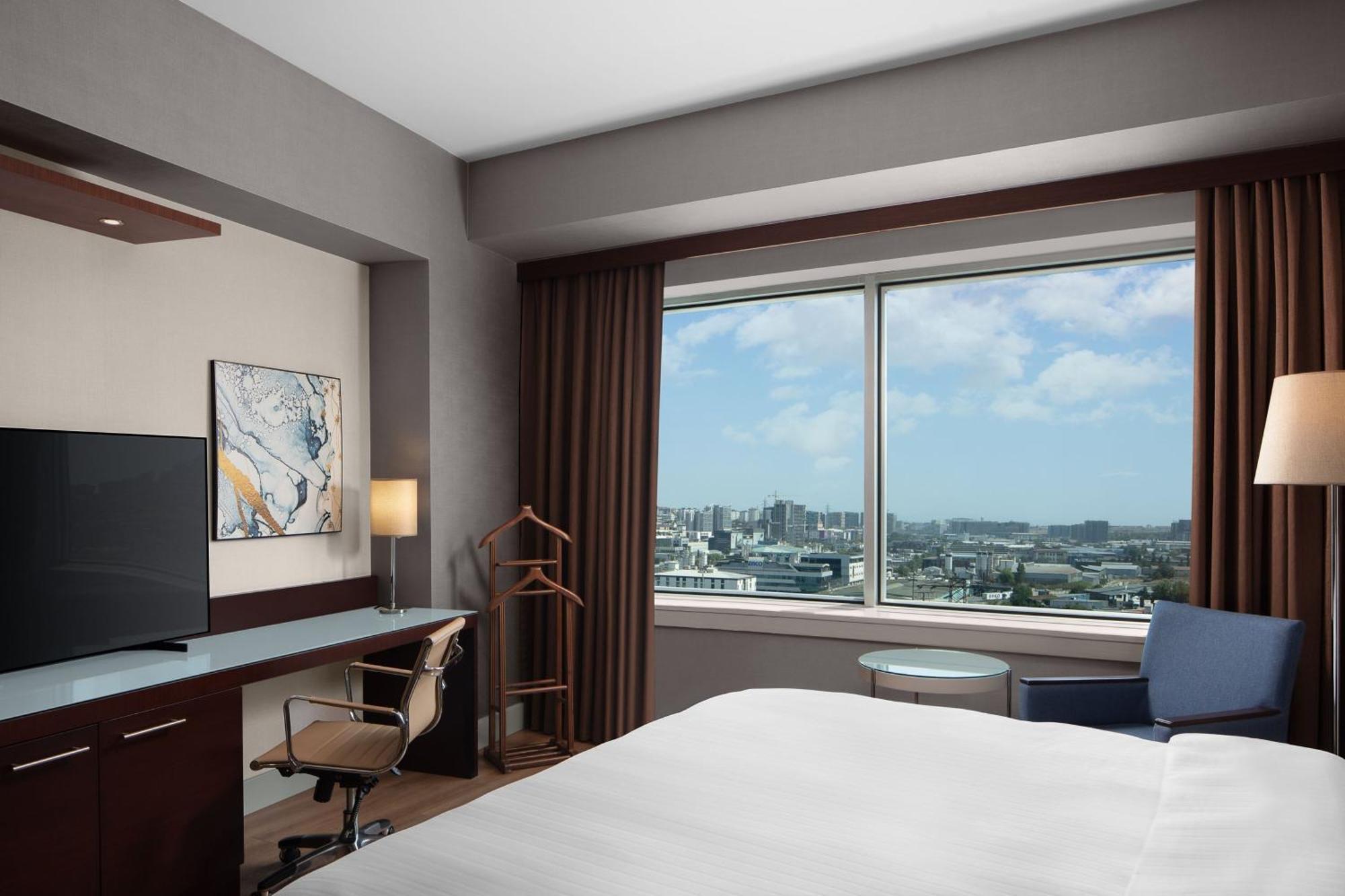 Delta Hotels By Marriott Istanbul West Exteriér fotografie