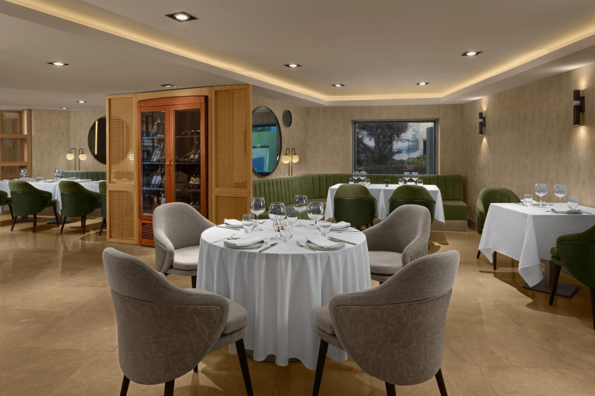 Delta Hotels By Marriott Istanbul West Exteriér fotografie
