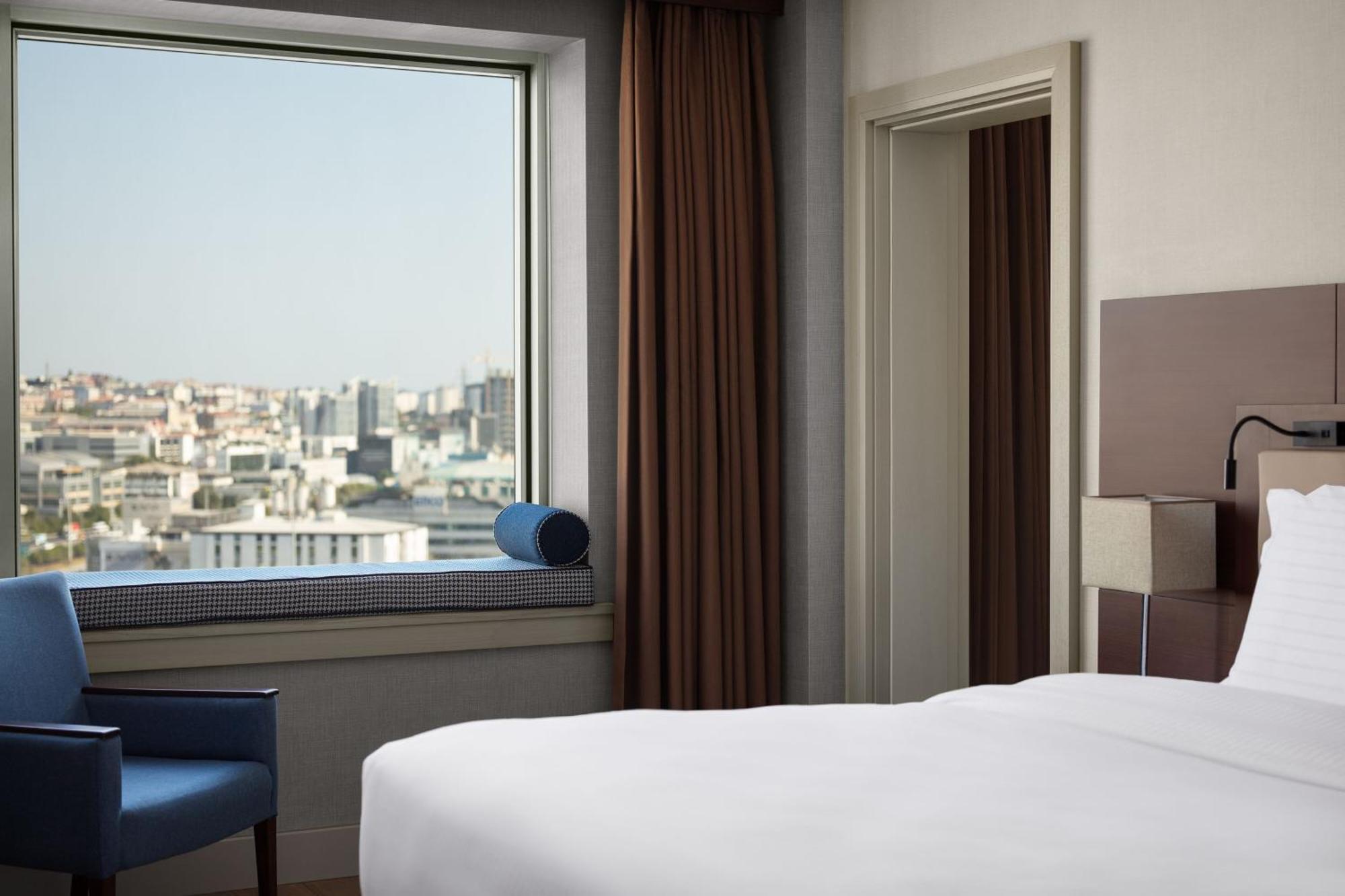 Delta Hotels By Marriott Istanbul West Exteriér fotografie