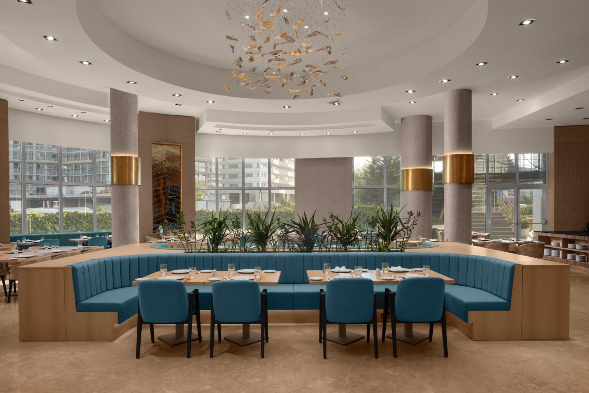 Delta Hotels By Marriott Istanbul West Exteriér fotografie